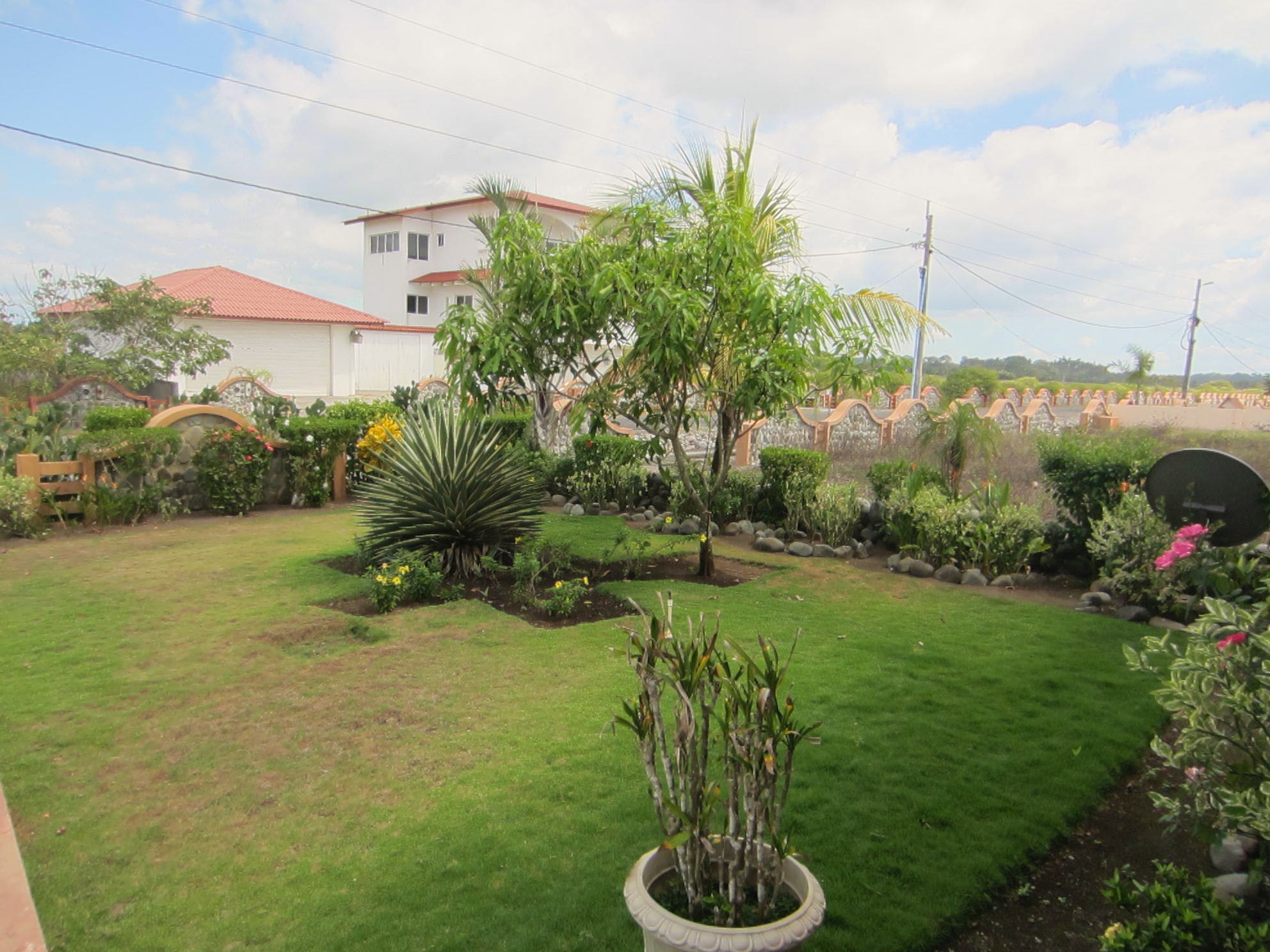 Real Estate Chiriqui Breath Taking Beachfront Home For Sale in La